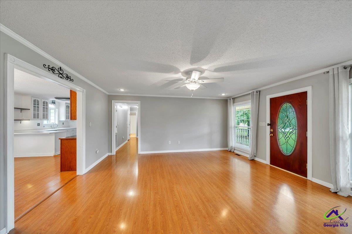 845 Tanglewood Circle