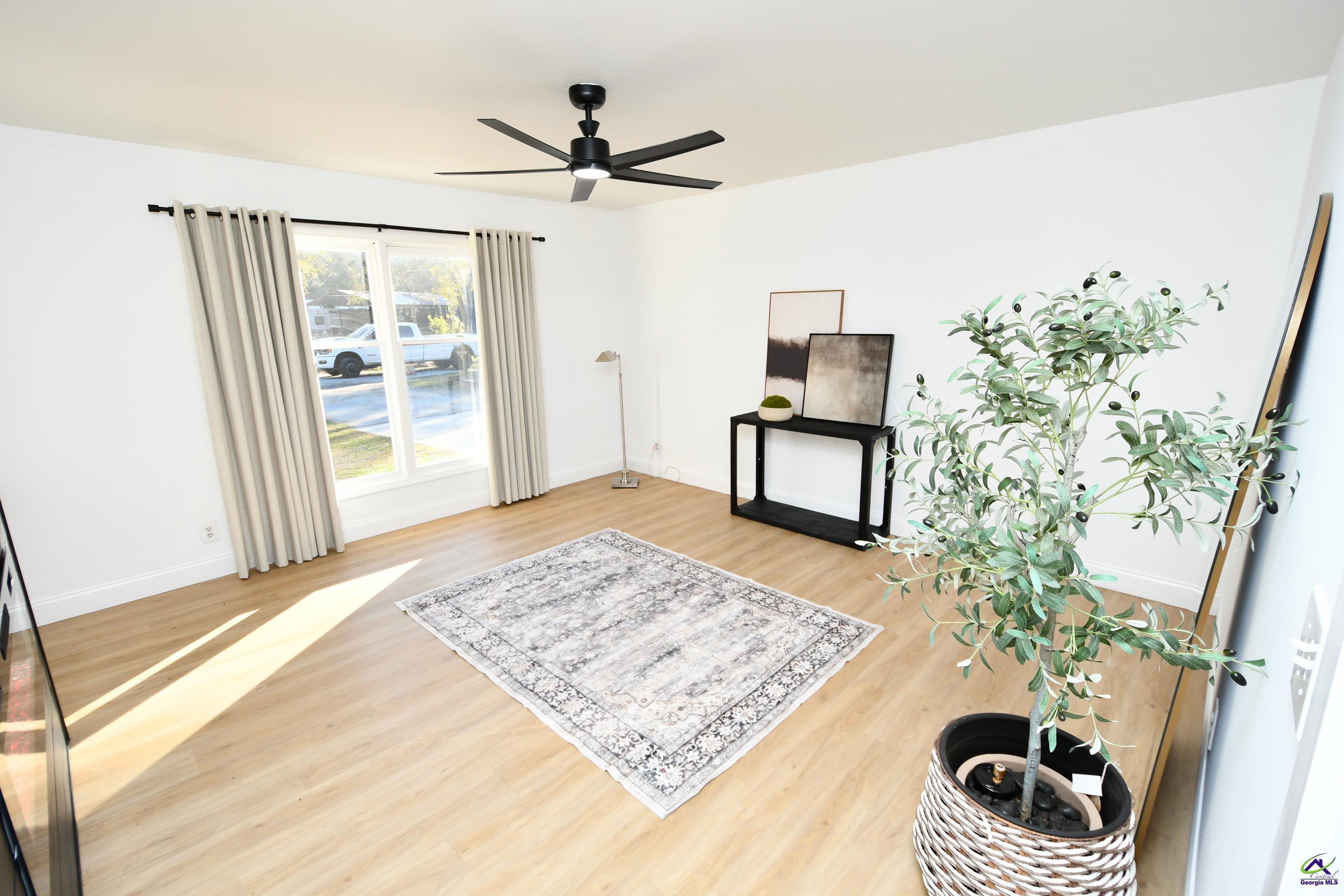 4285 Holly Hill Drive