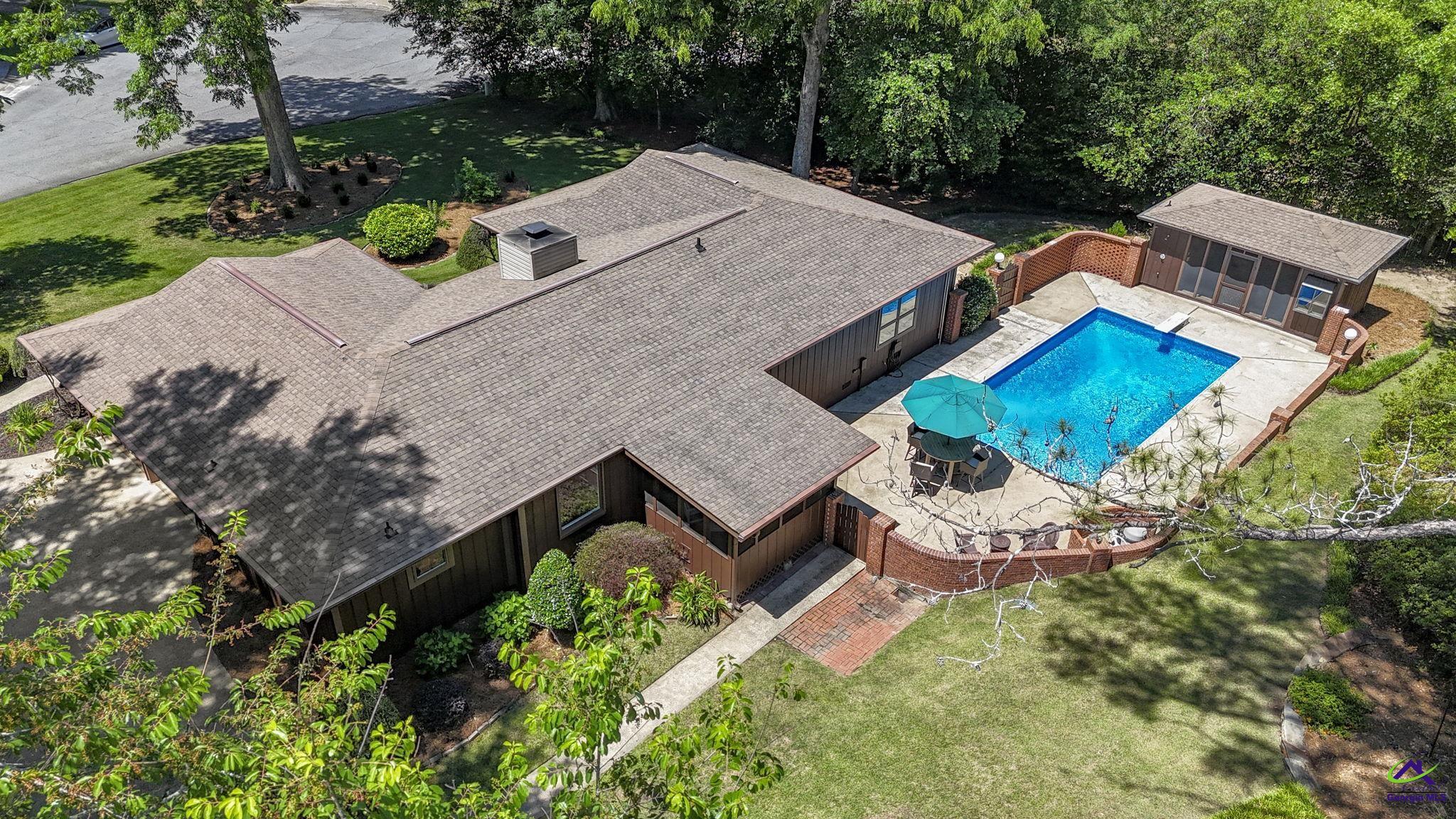116 South Oaks Lane