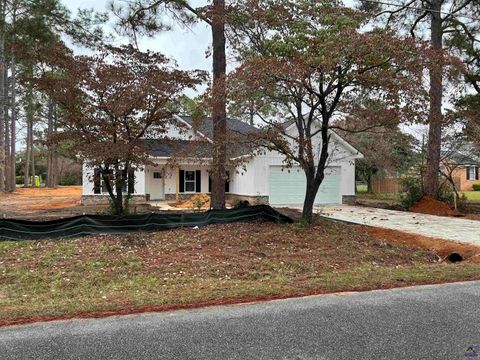 157 Tenth Street Cochran GA 31014