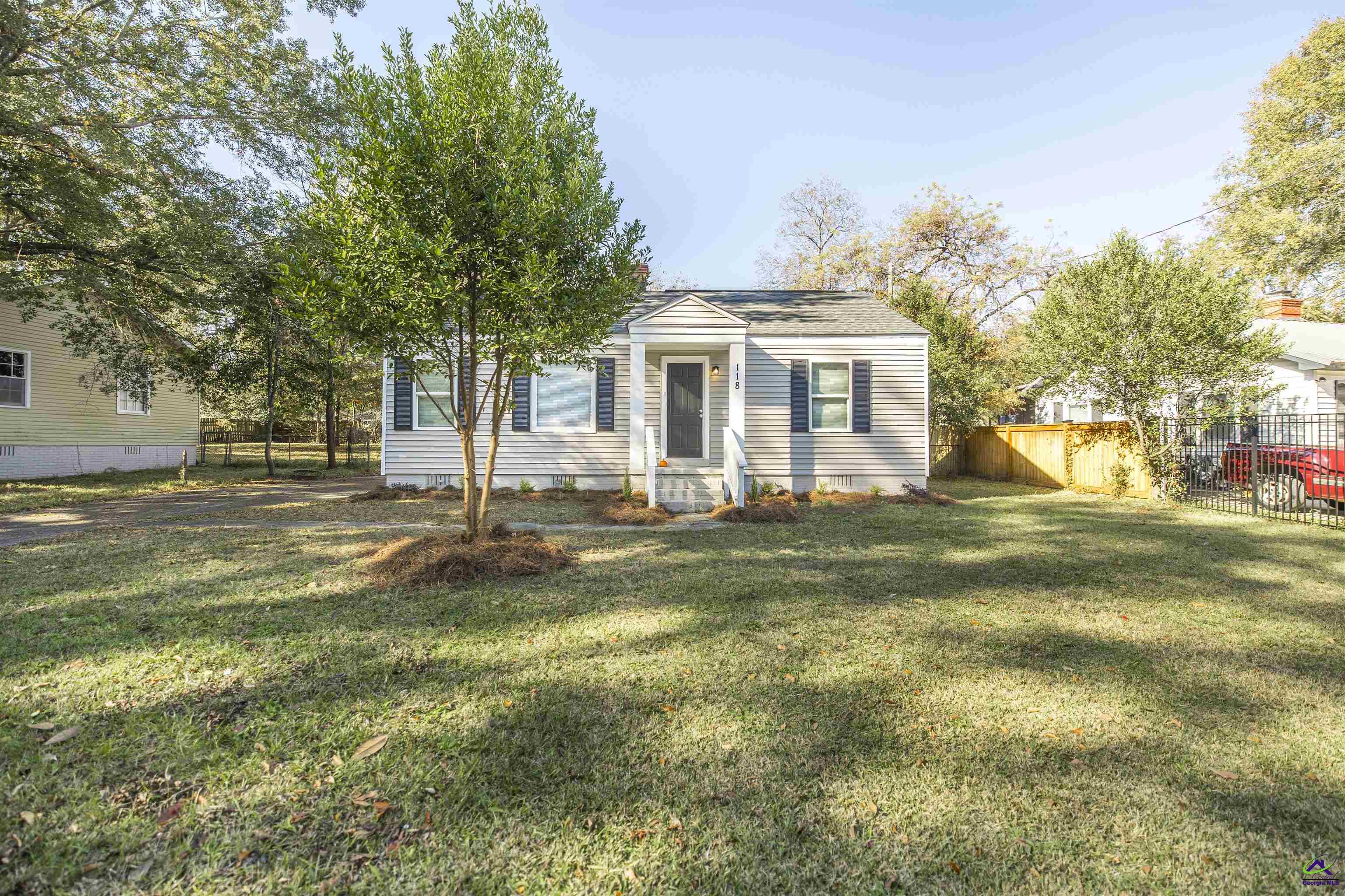 118 Arnold Boulevard