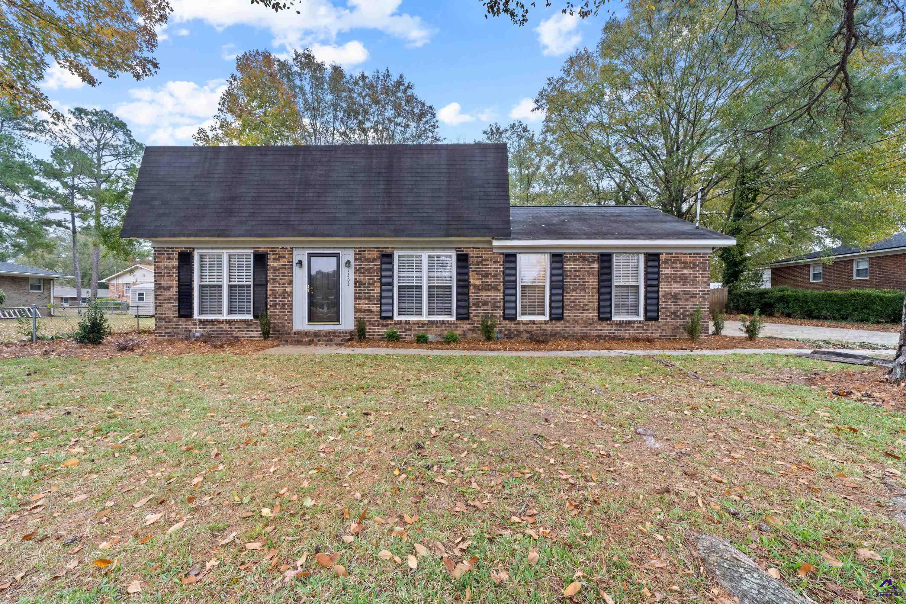 1303 Forest Hill Road