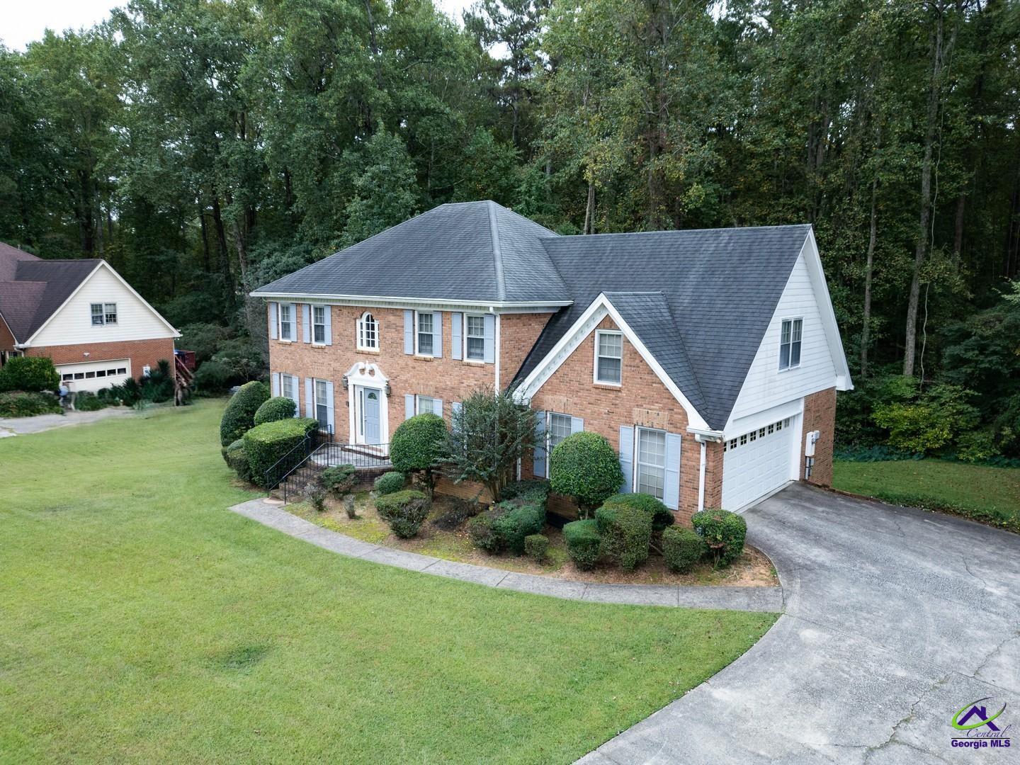 5633 Fox Den Trail