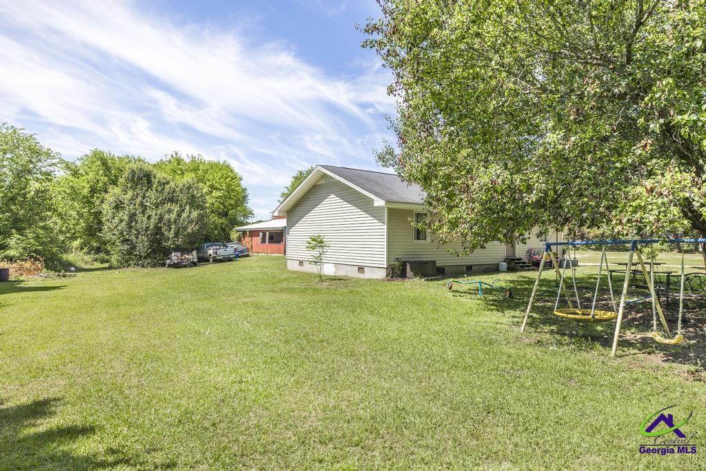 675 Burnett Rd
