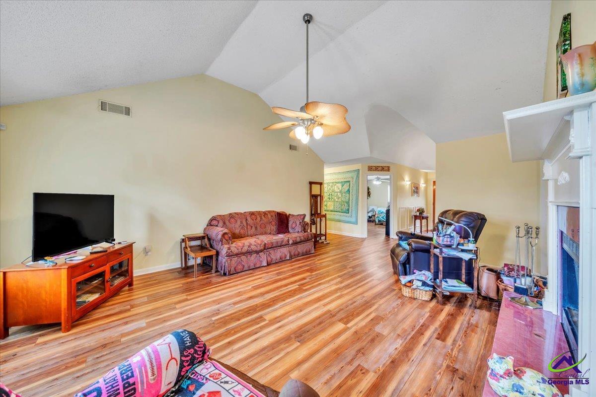 208 Pendleton Court