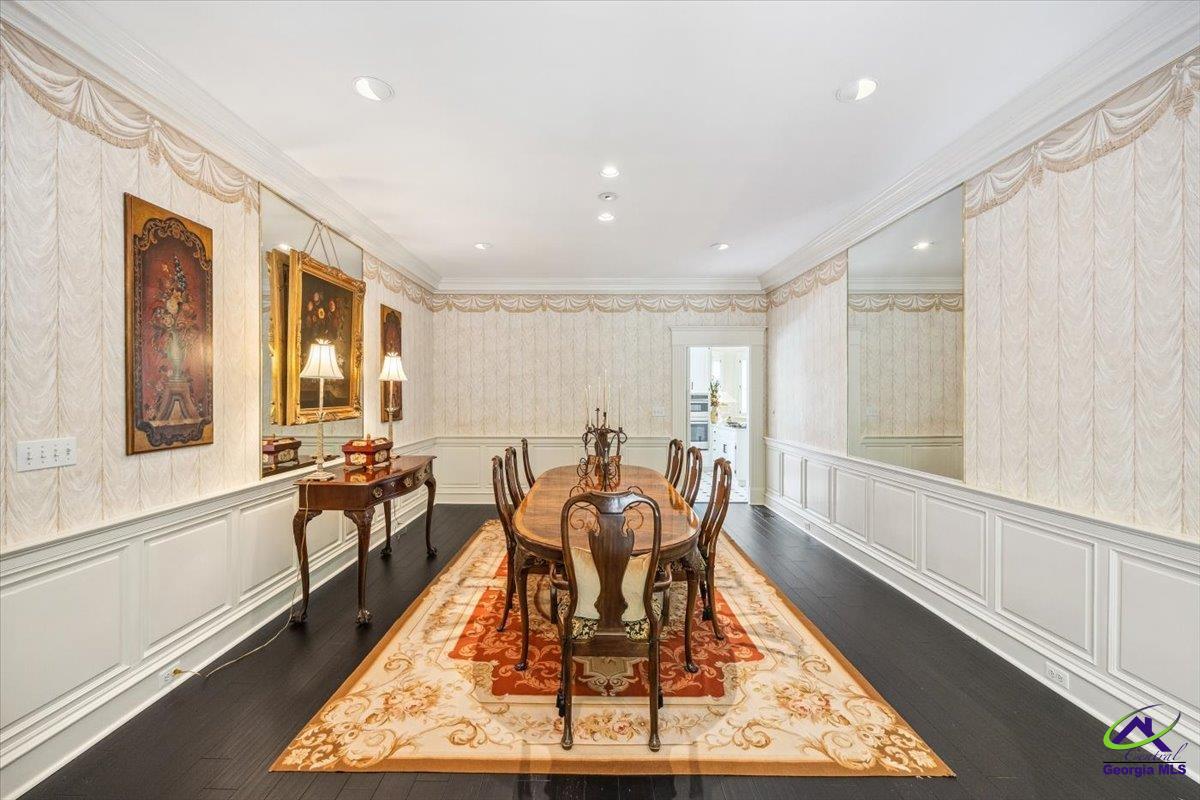 1215 Woodcrest Drive