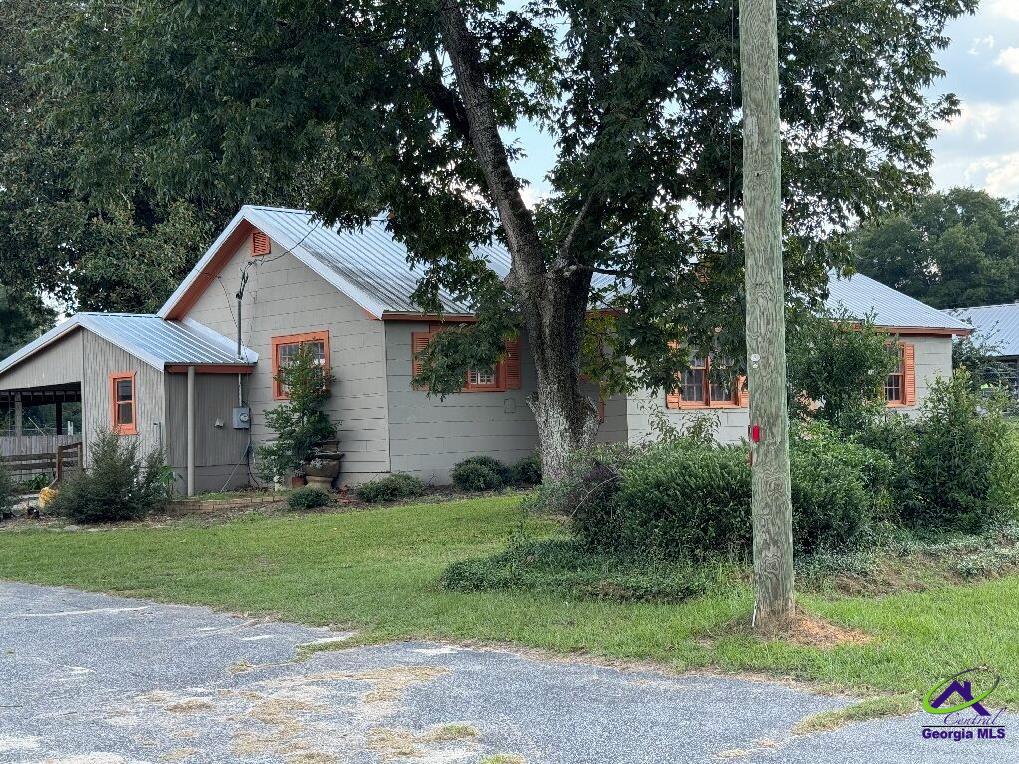 506 General Courtney Hodges Blvd