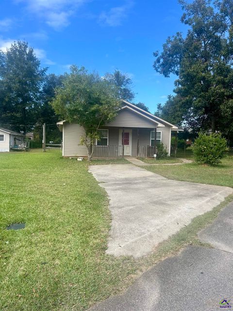 713 Walcott Perry GA 31069