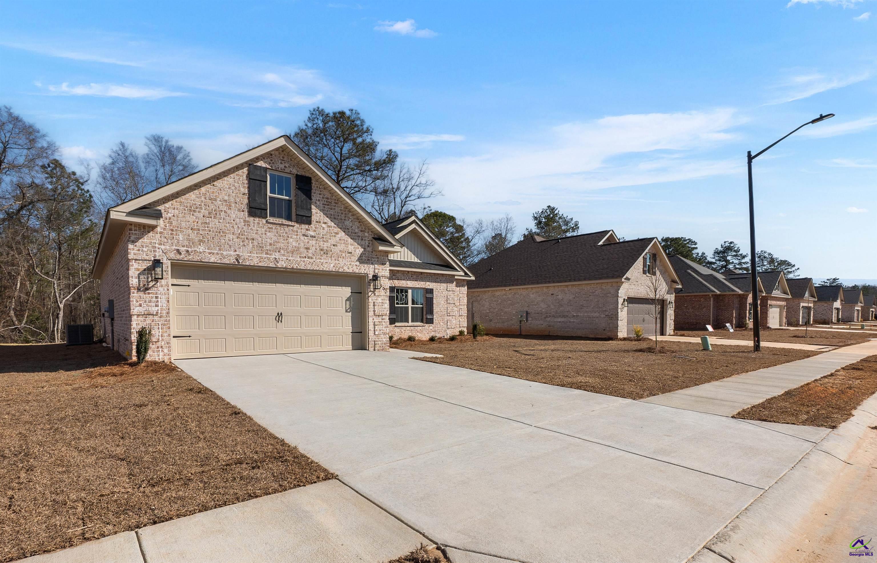 602 Bristleleaf Path