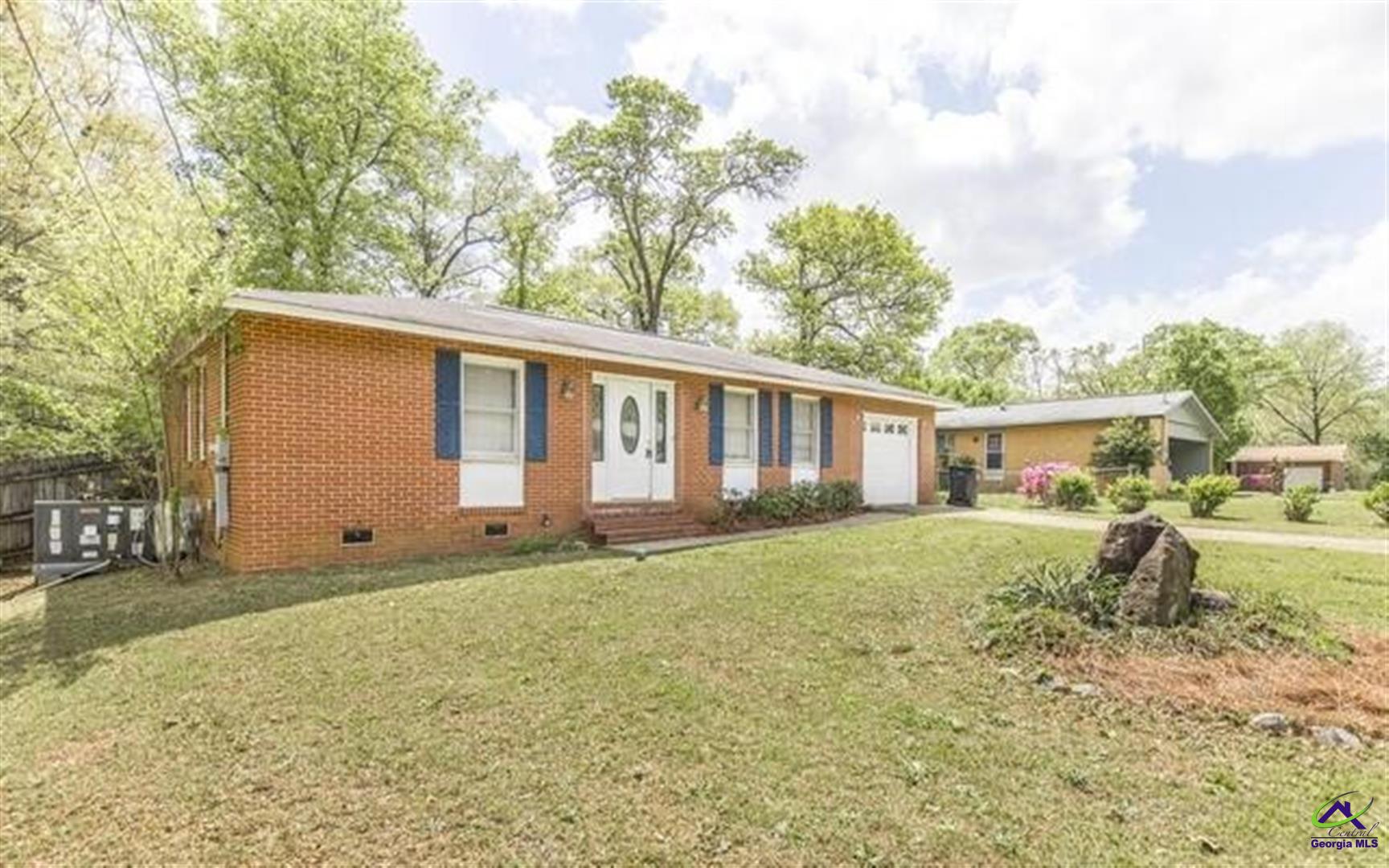 104 Oakdale Drive