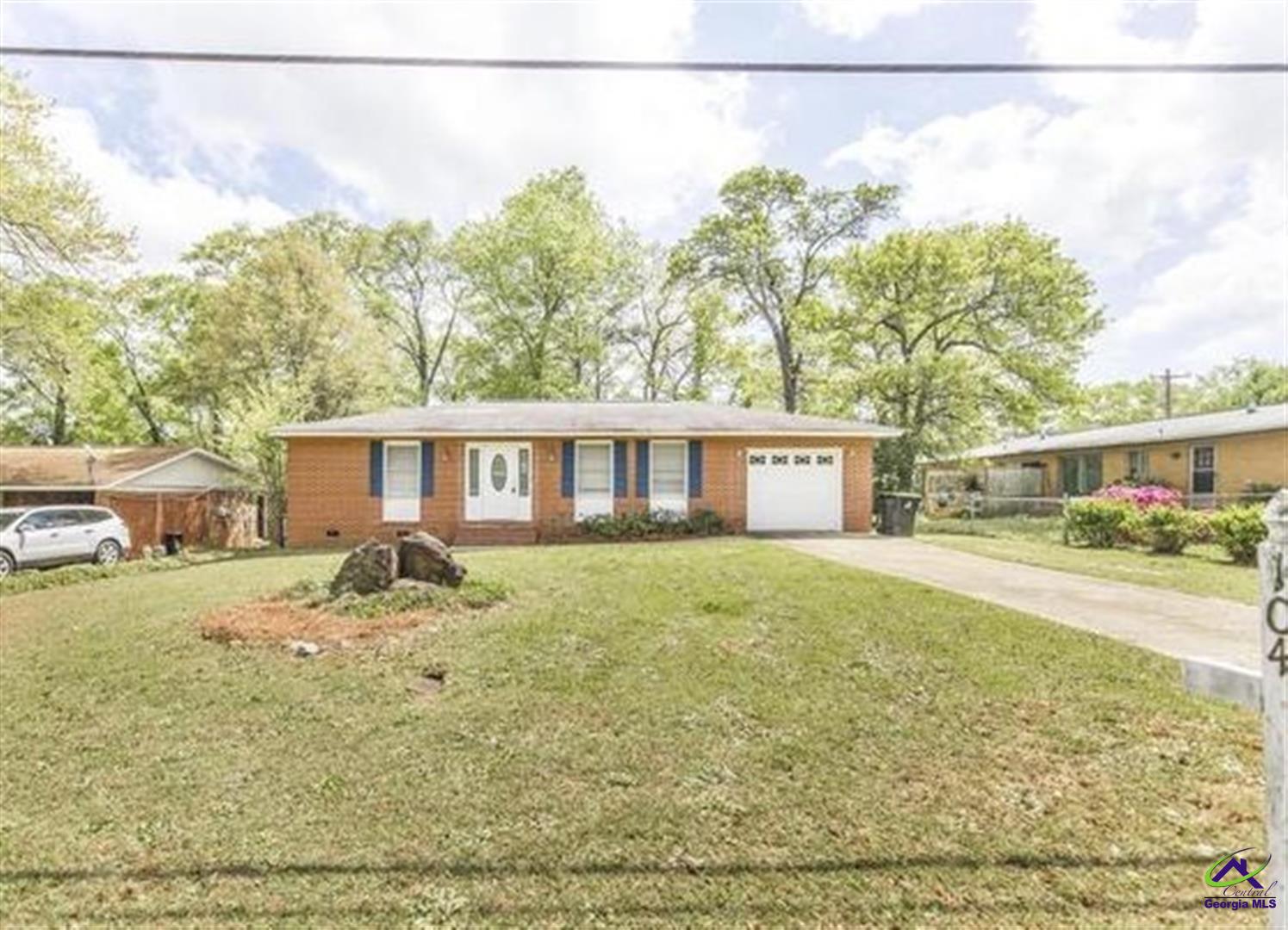 104 Oakdale Drive