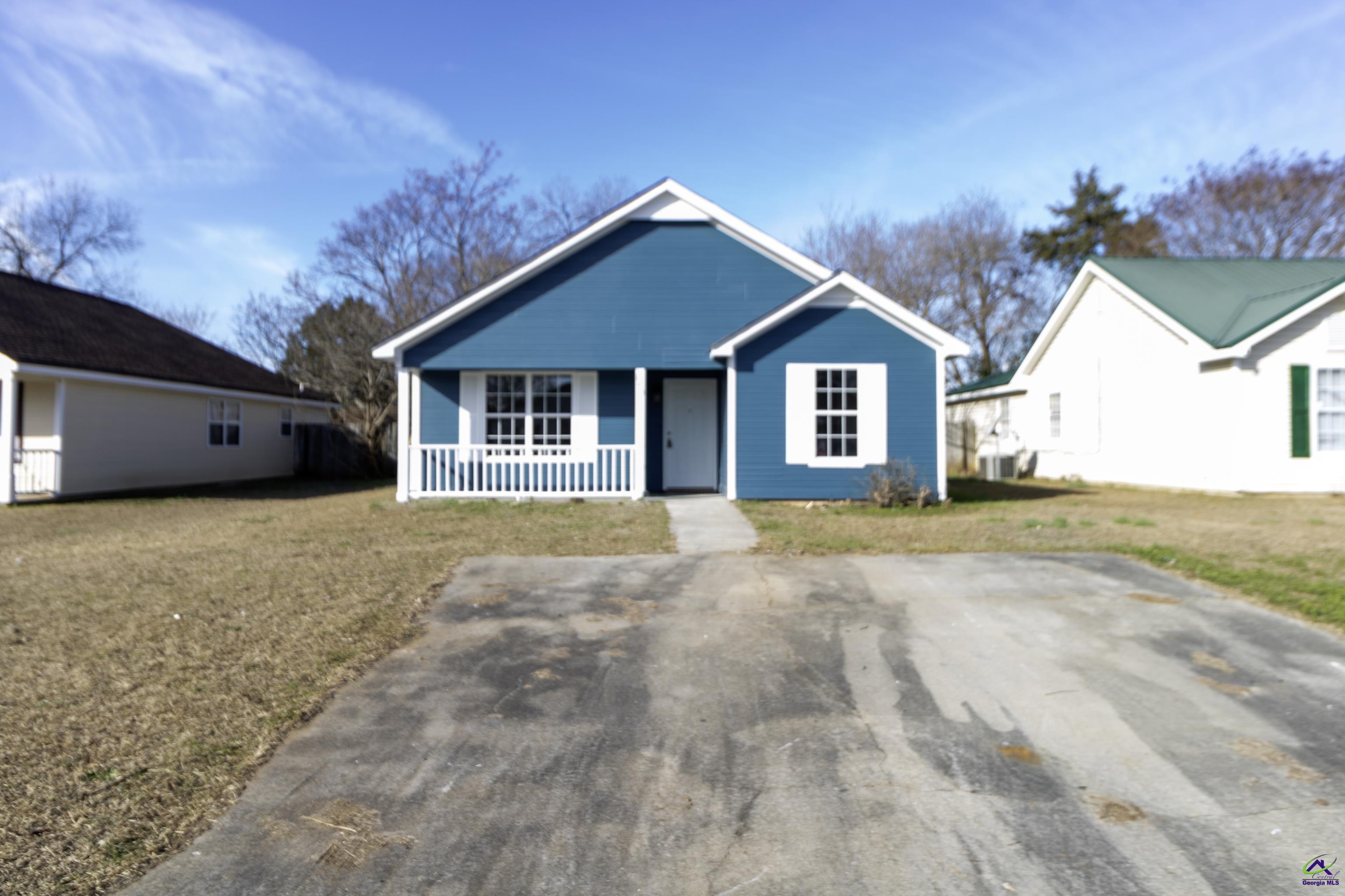 145 Kensington Circle