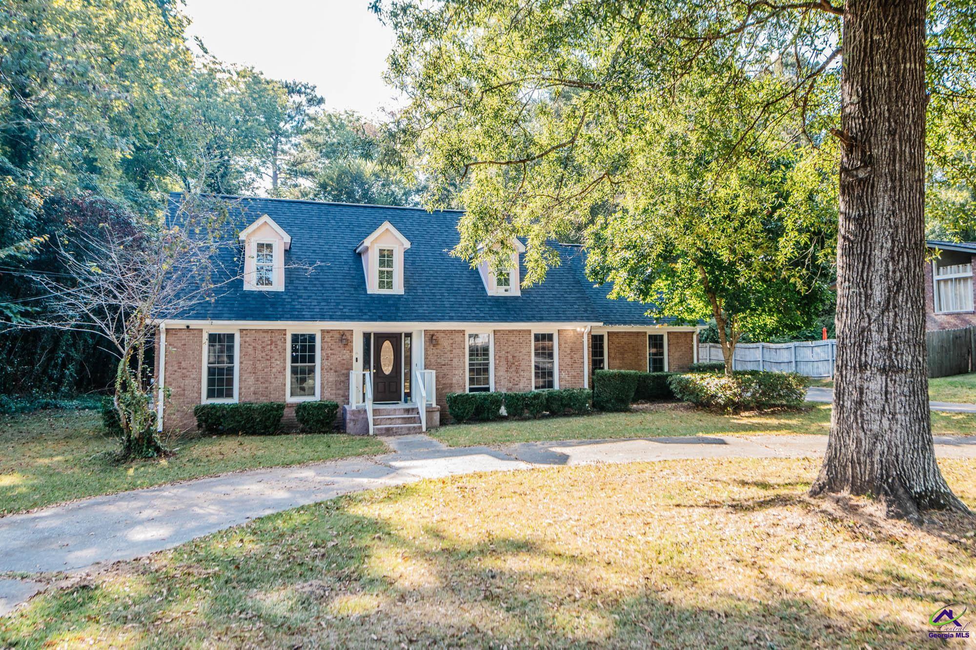 4811 Guerry Drive