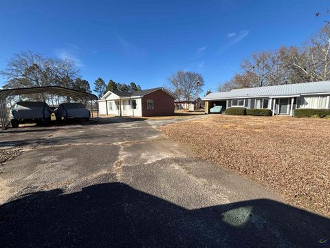 570 & 572 Perry Highway Hawkinsville GA 31036