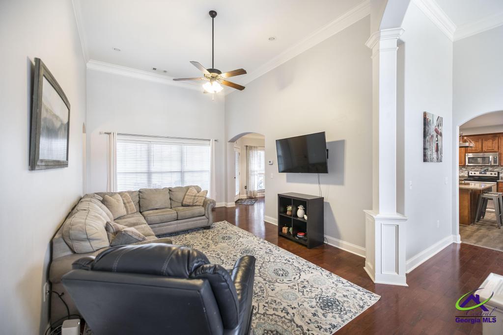 319 Chelsea Crossing