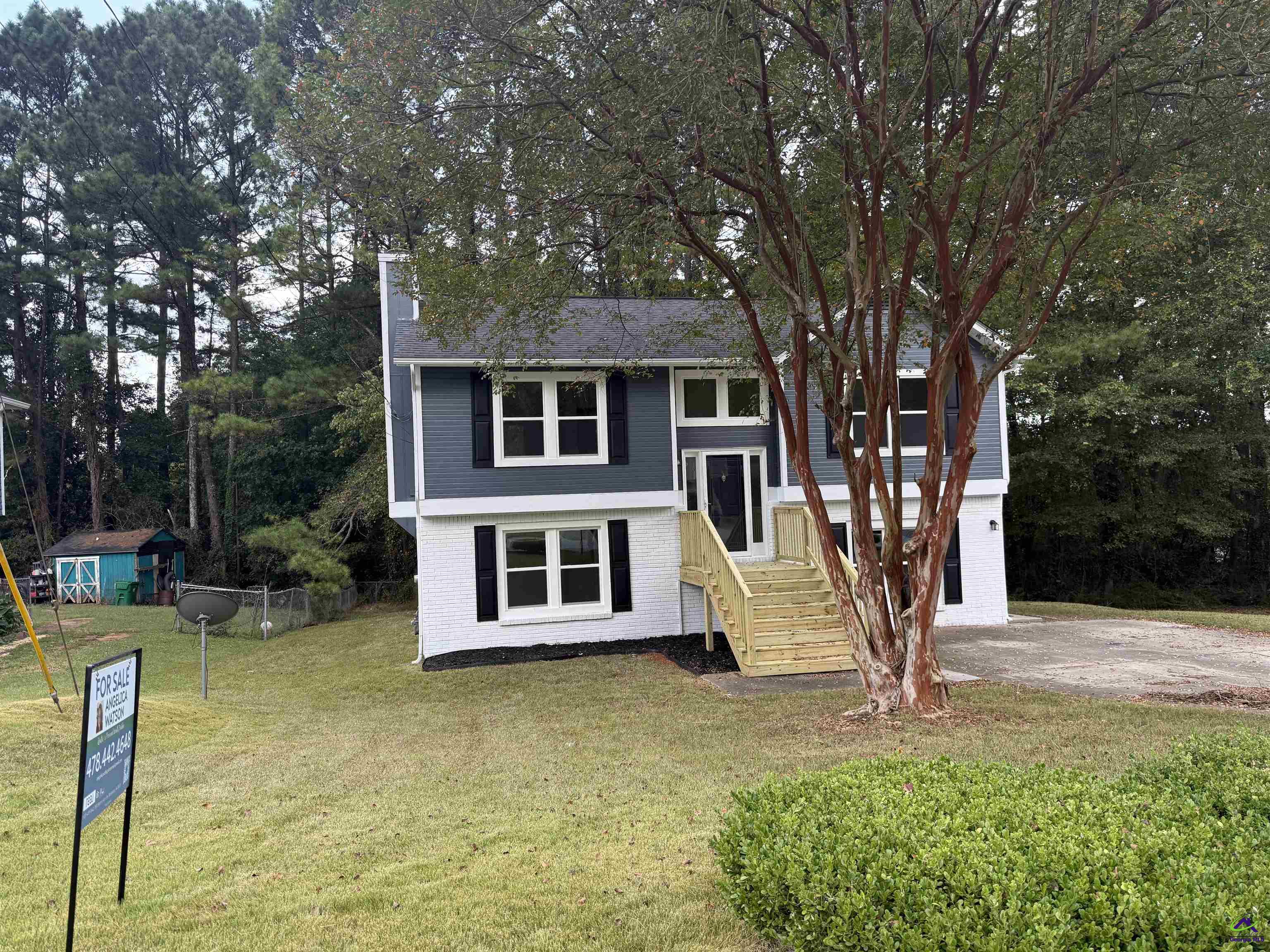 2443 Shoals Terrace