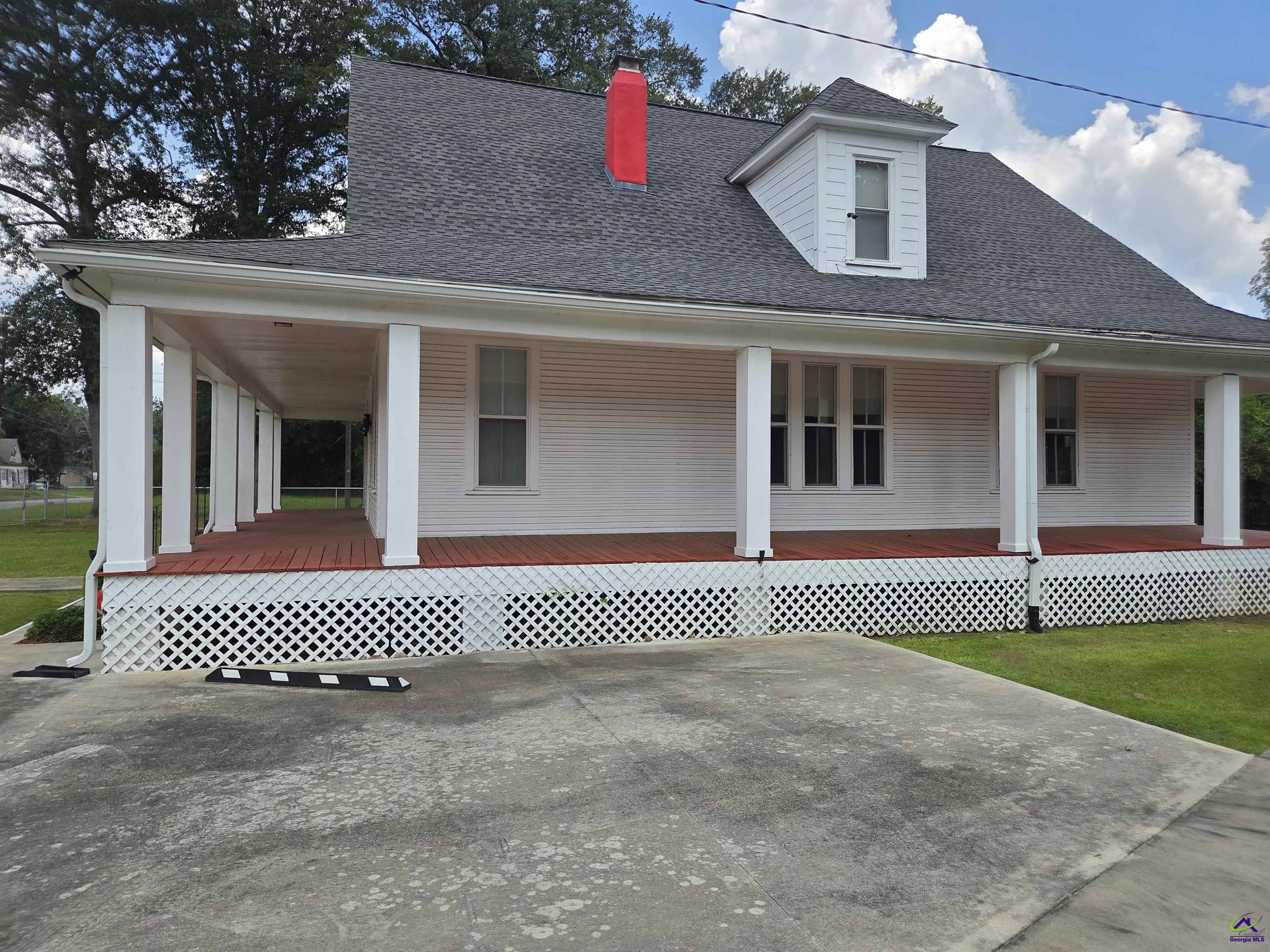 522 Main Street