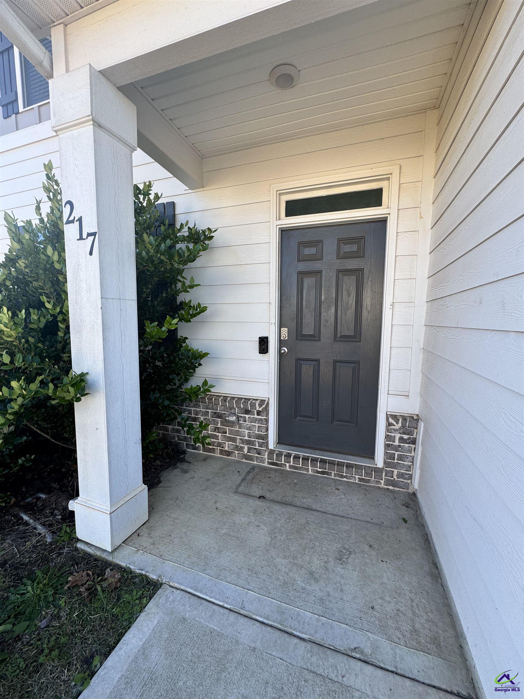 217 BARNYARD Way
