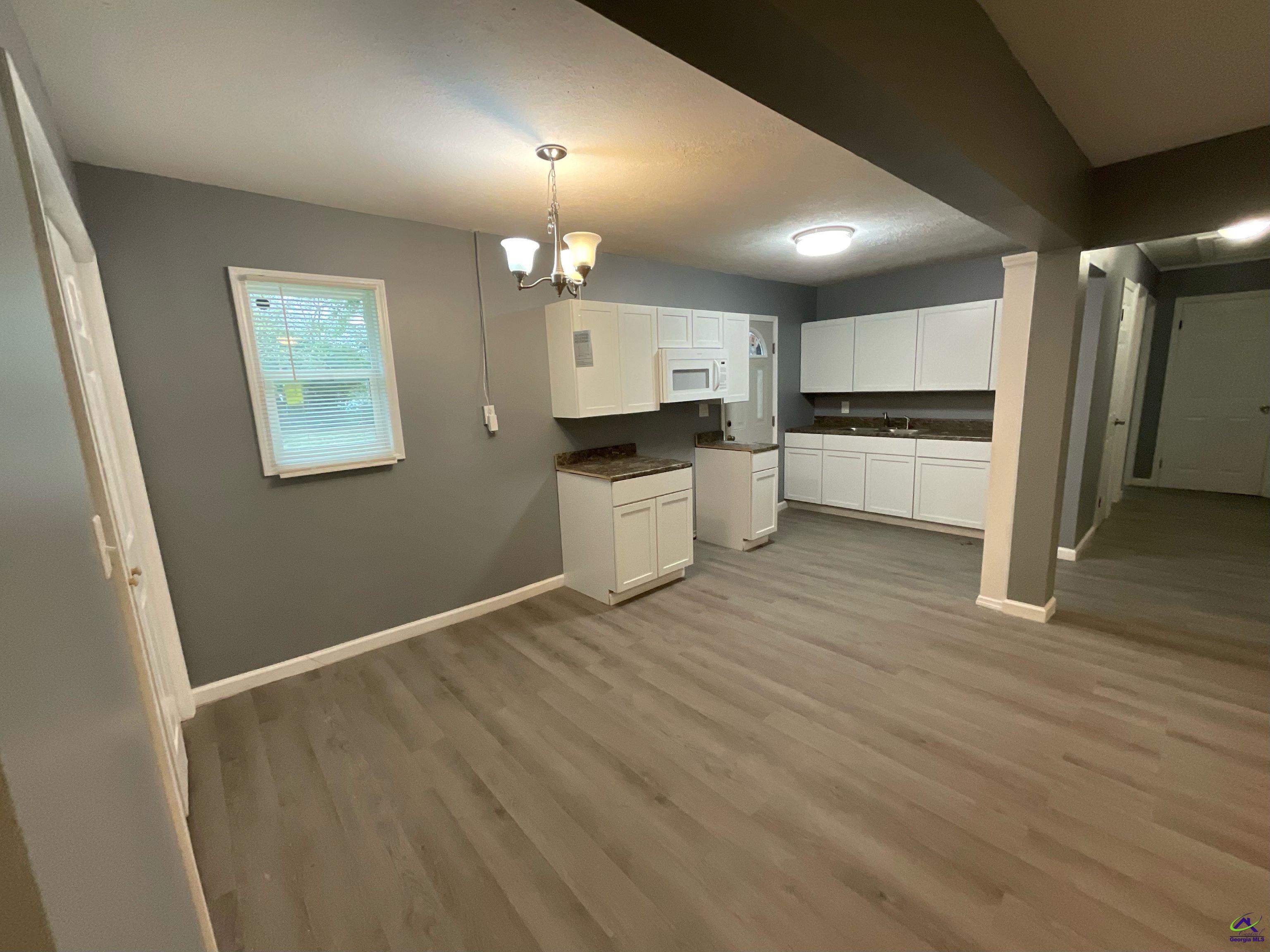 3982 Saint Charles Place