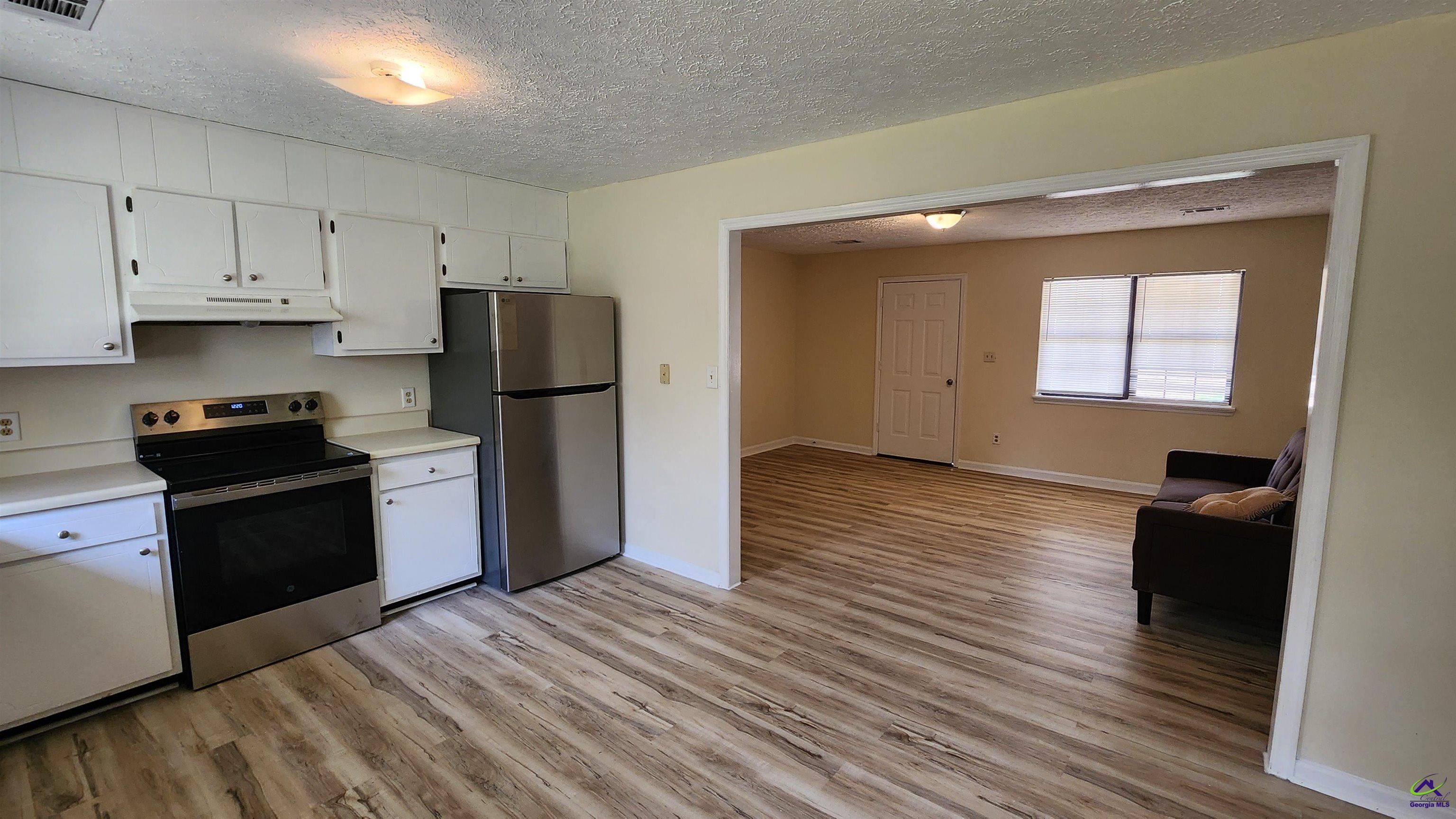 2601 Willow Lake Road