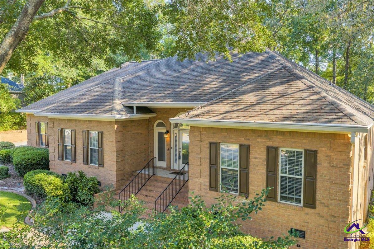 216 Falcon Crest