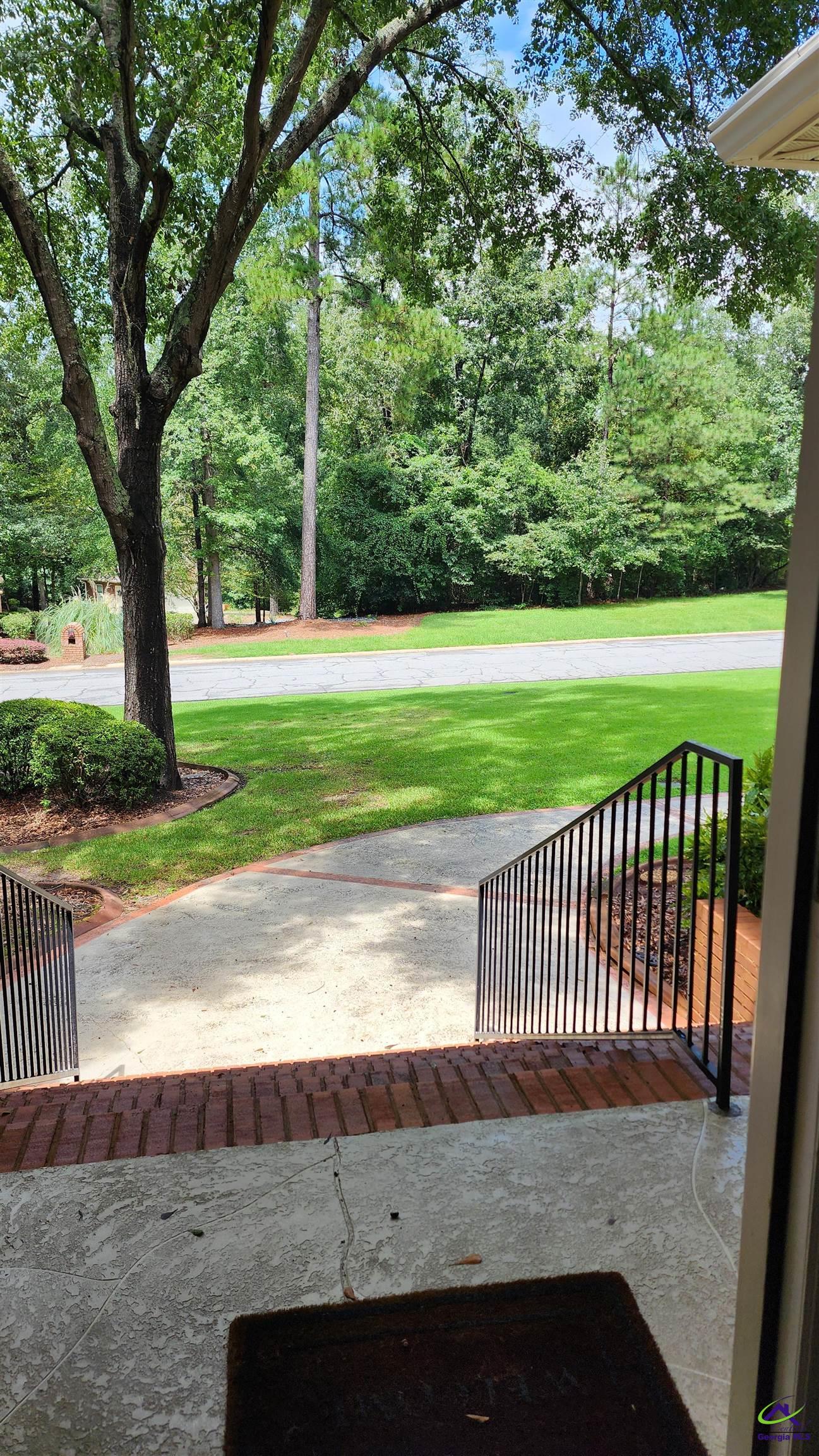 216 Falcon Crest