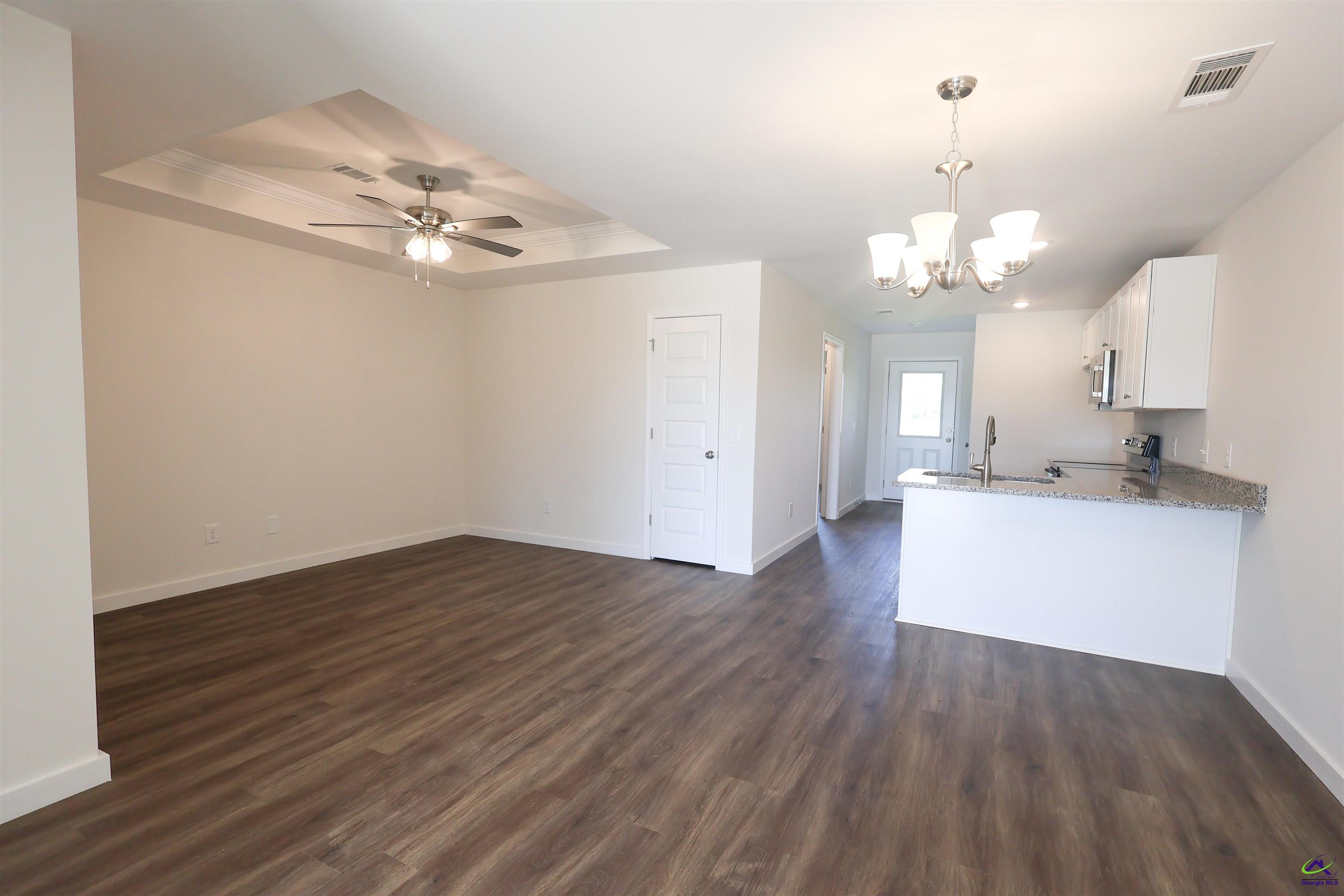 602 Castle Court