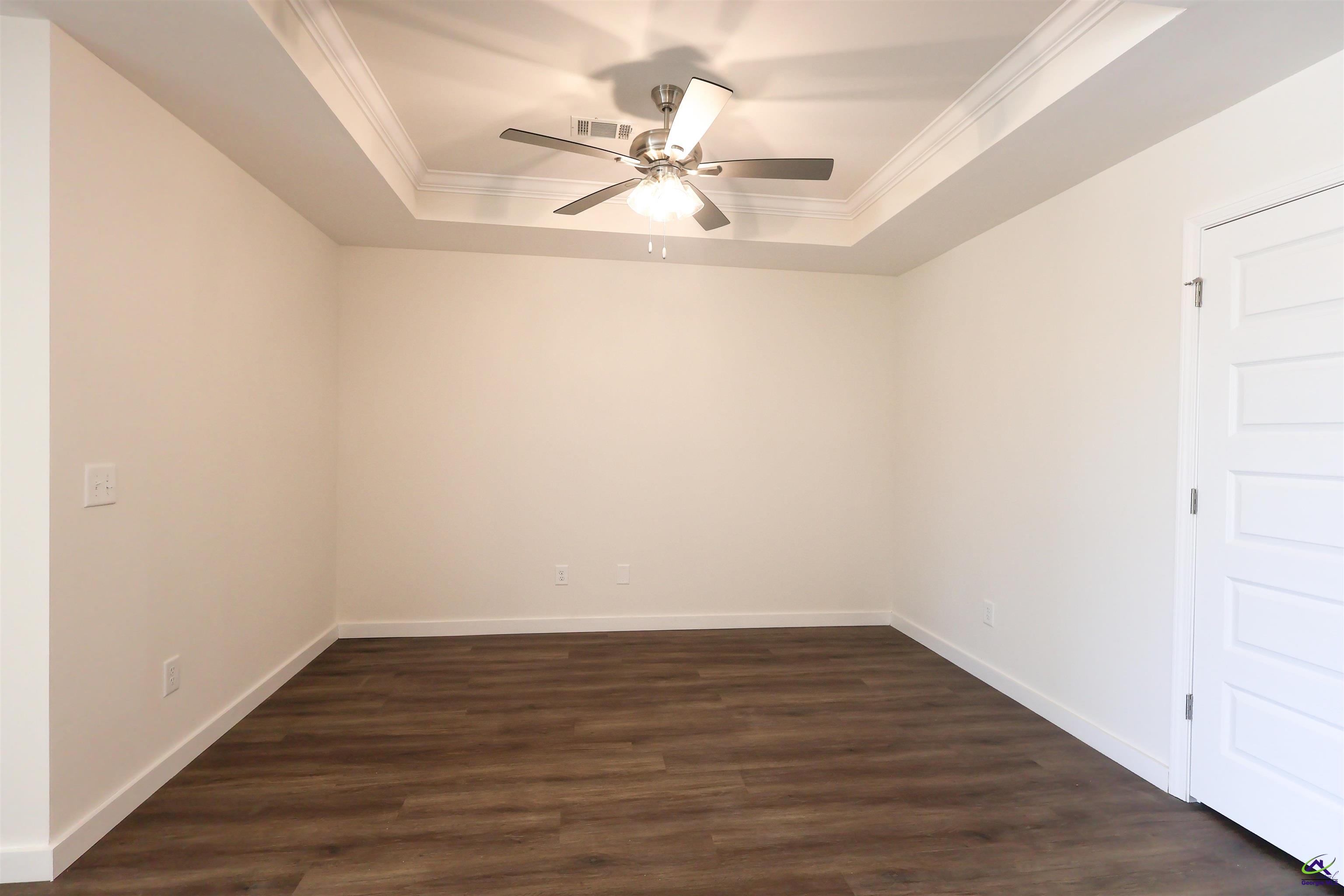 602 Castle Court