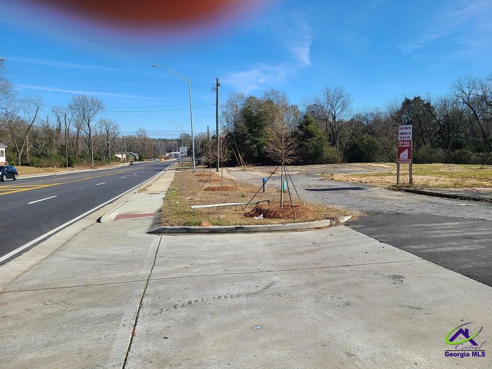 1353 Jeffersonville Rd