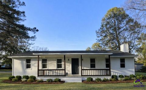 401 E 28th Avenue Cordele GA 31015