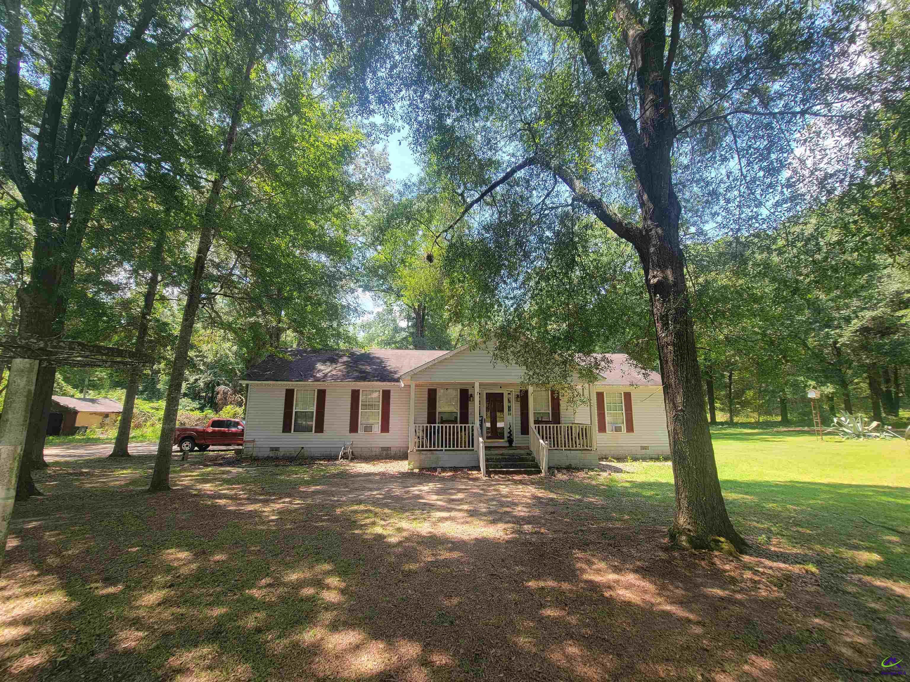 40 Sterling Drive