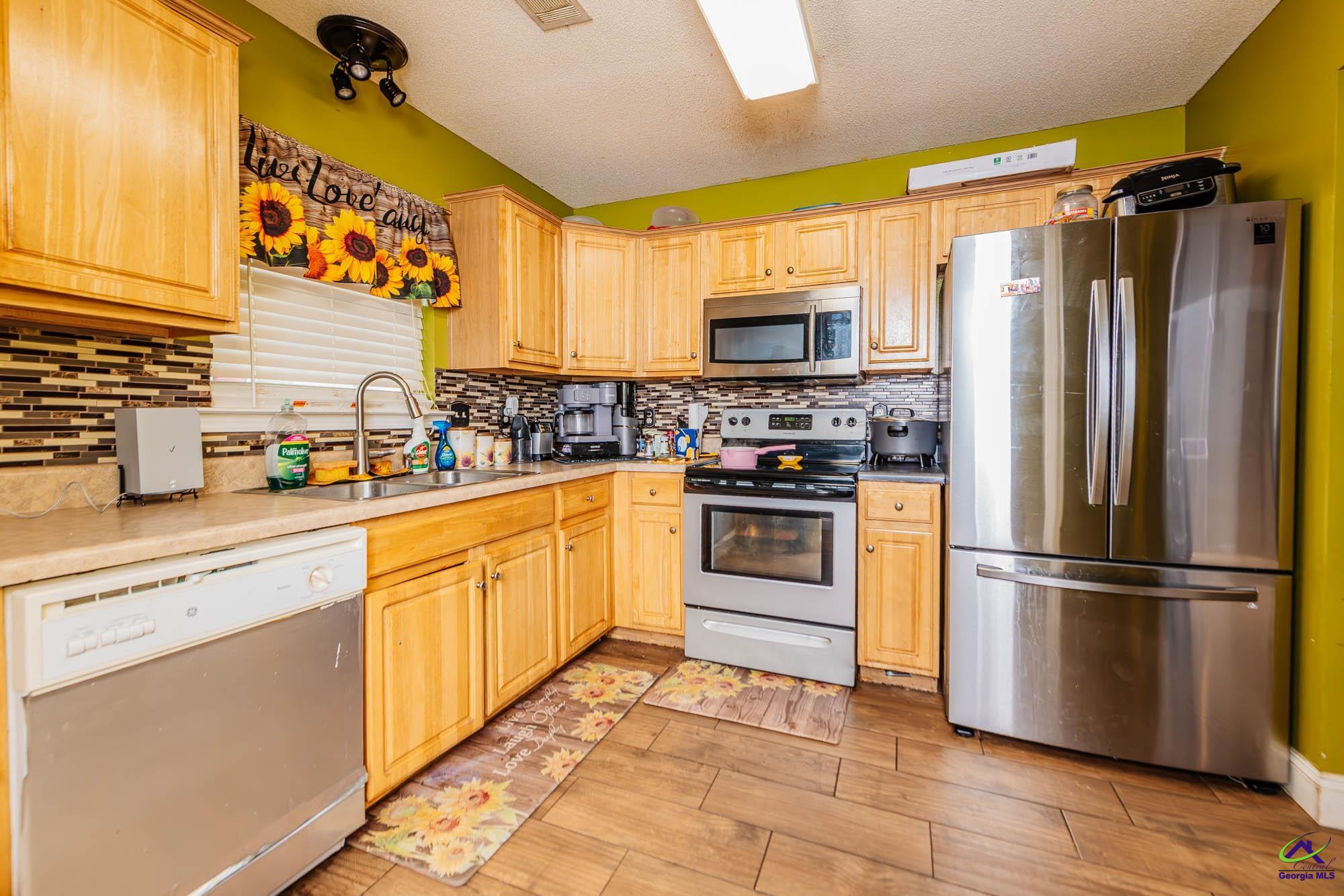 305 Strawbridge Lane