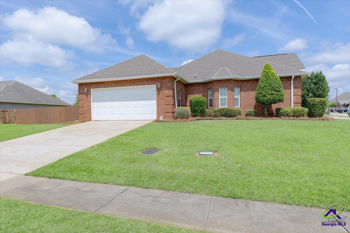 205 Stablegate Lane