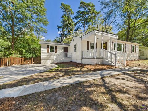 2471 Old Holton Road Macon GA 31204
