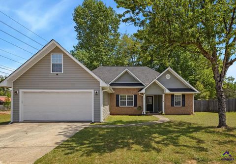 101 Manchester Court Centerville GA 31028