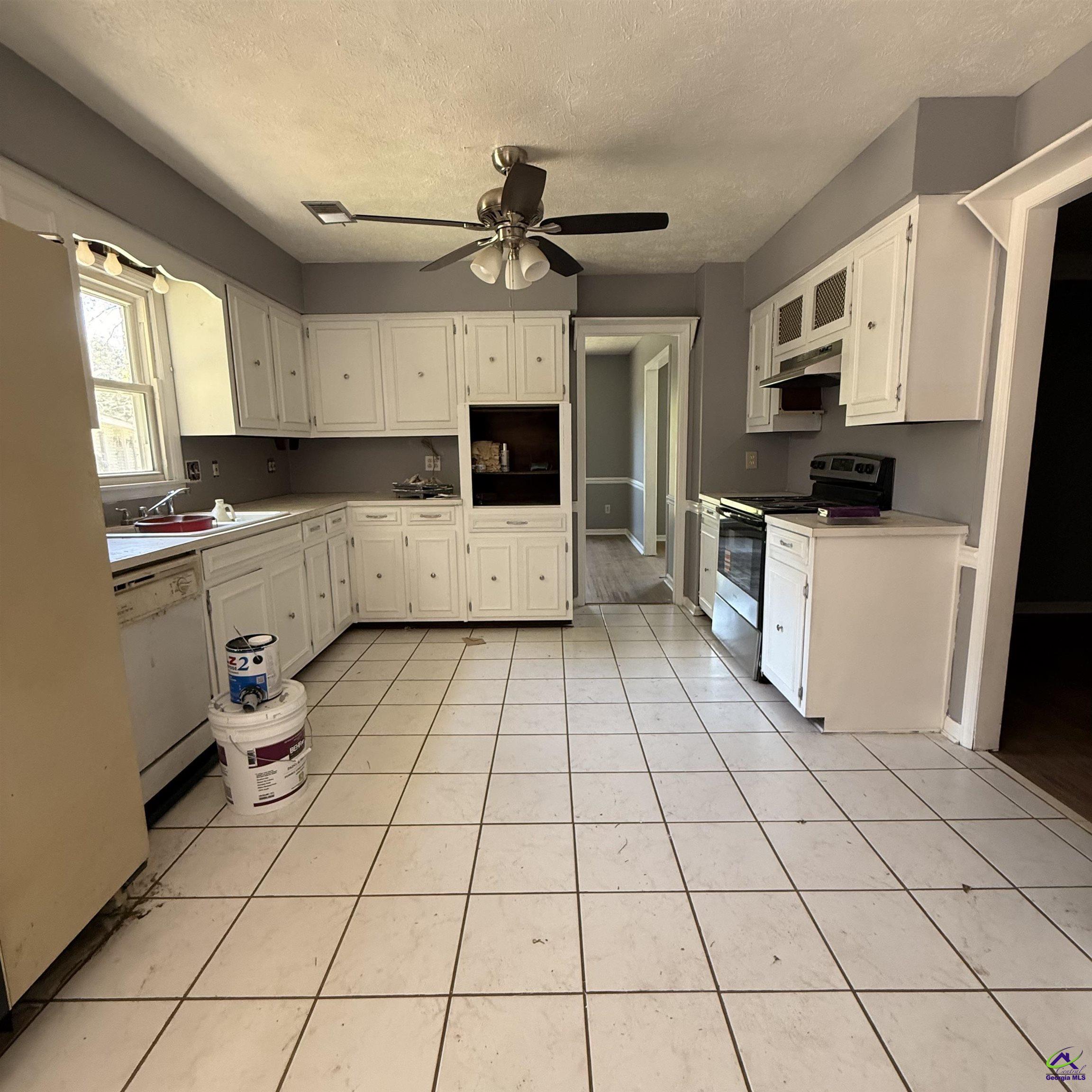 6282 Starlight Drive