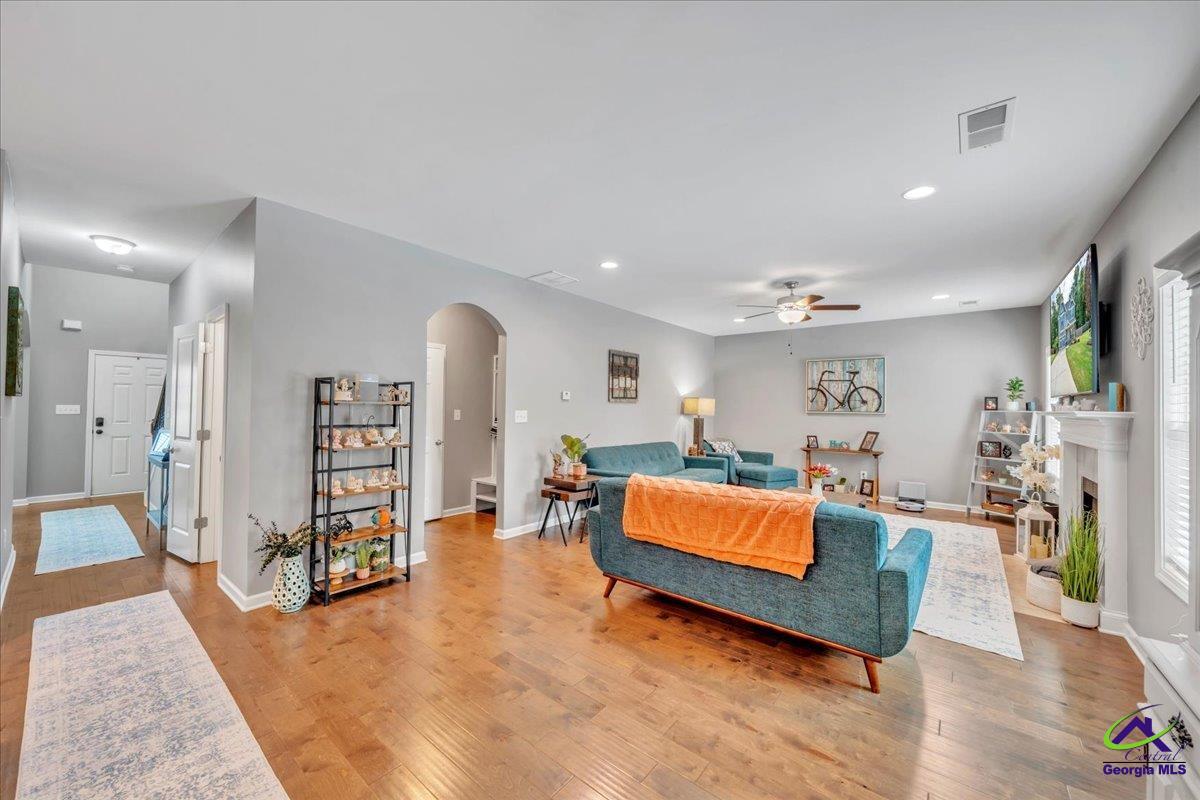 507 Adirondac Way
