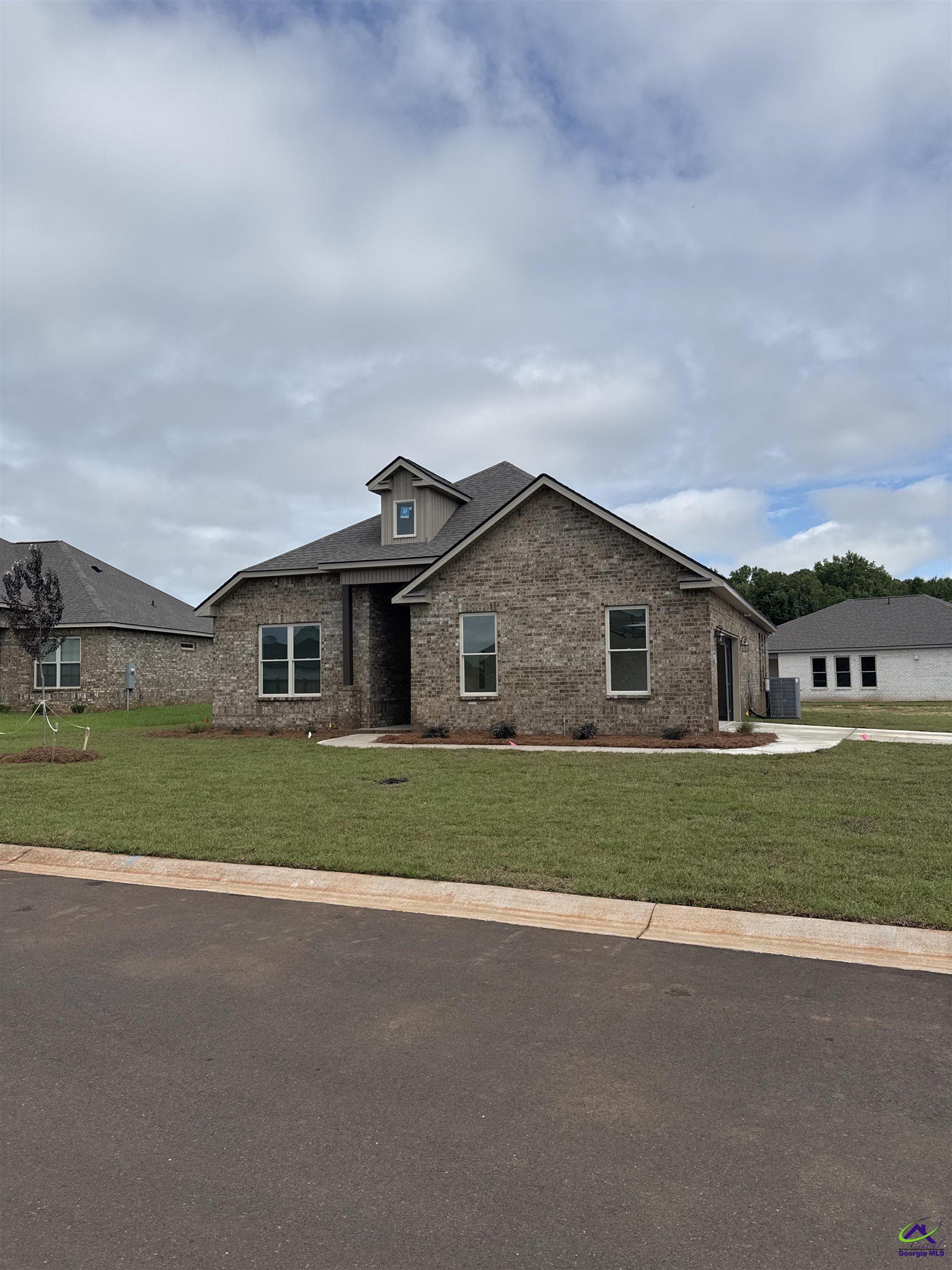 104 Hunt's Landing Drive