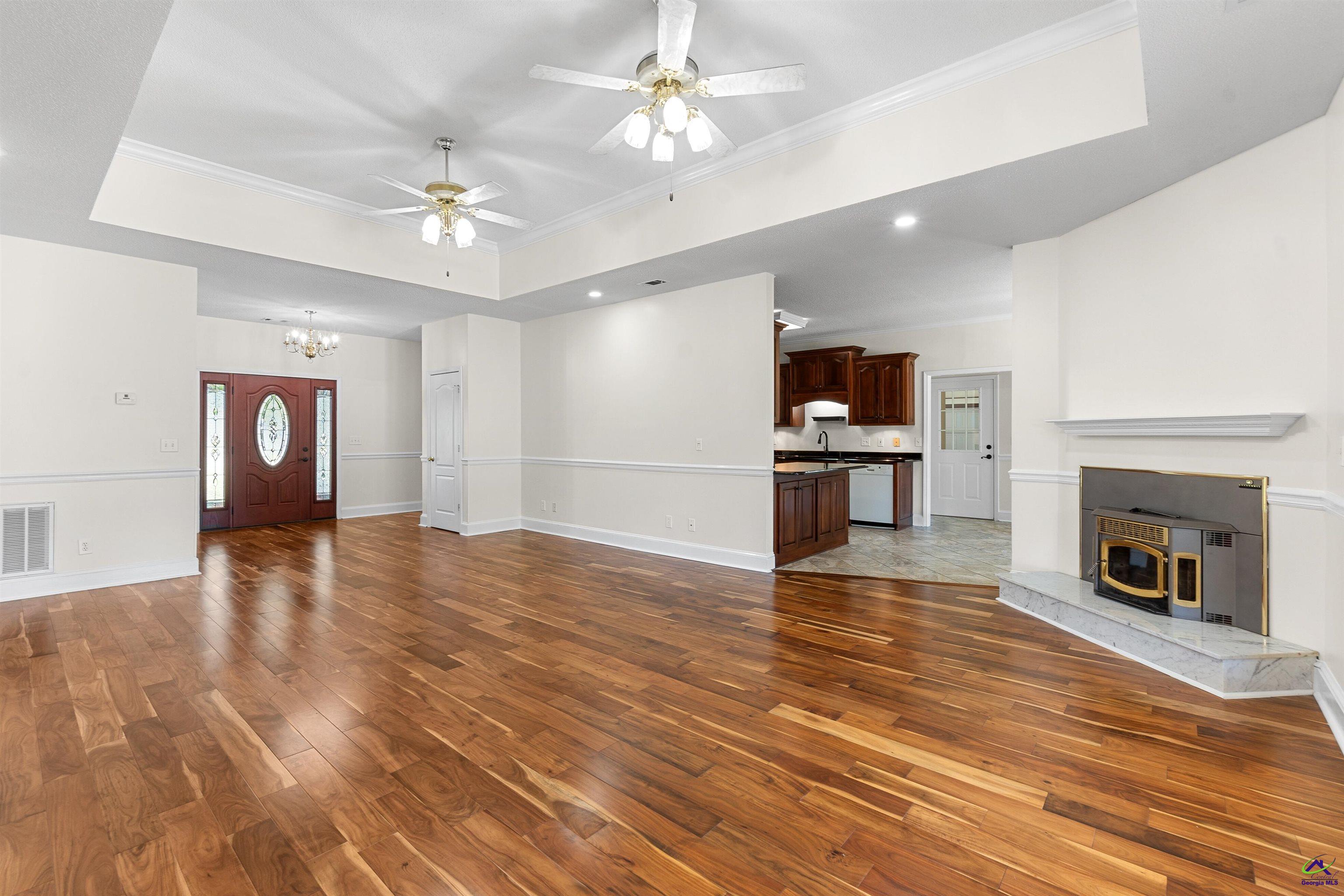 385 Hedge Row Drive