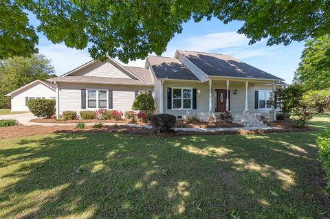 385 Hedge Row Drive Byron GA 31008