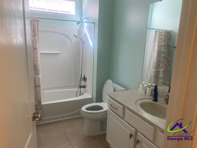 107 Fairway Oaks Drive