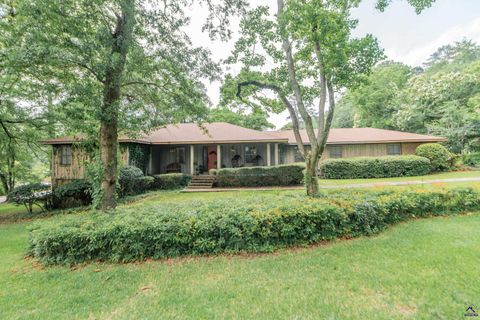 826 Edward Place Macon GA 31204