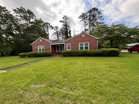 119 Pansy Street Cochran GA 31014