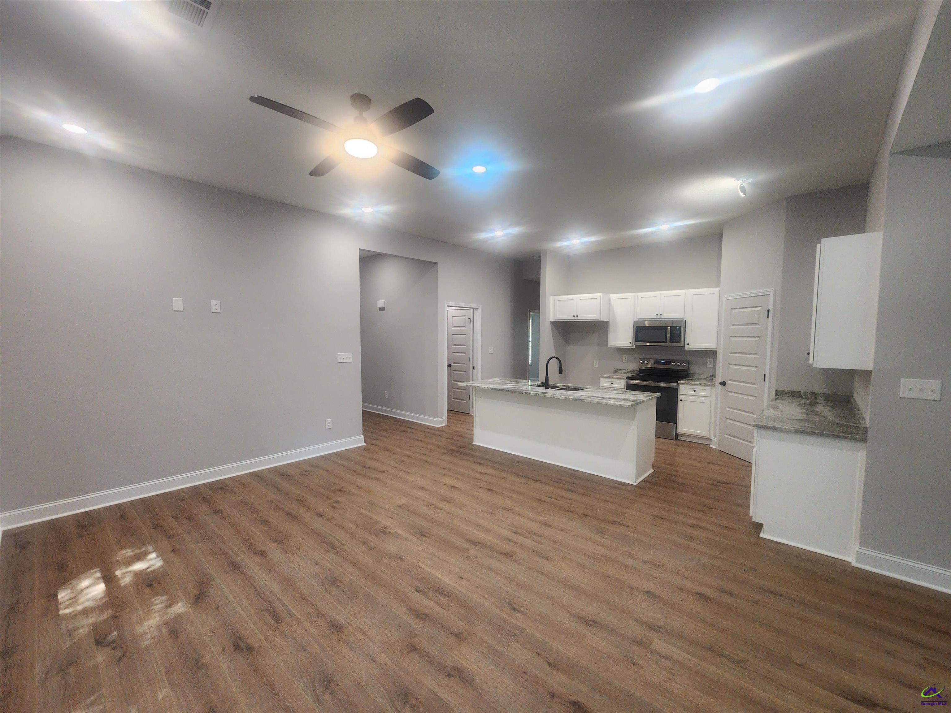 102 Silver Maple