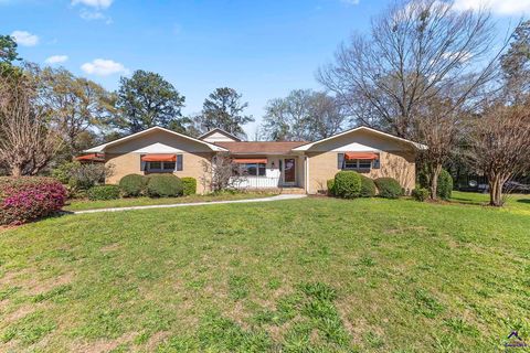 105 Kim Way Warner Robins GA 31088