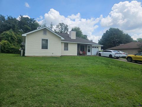 113 Cheryl Boulevard Warner Robins GA 31088