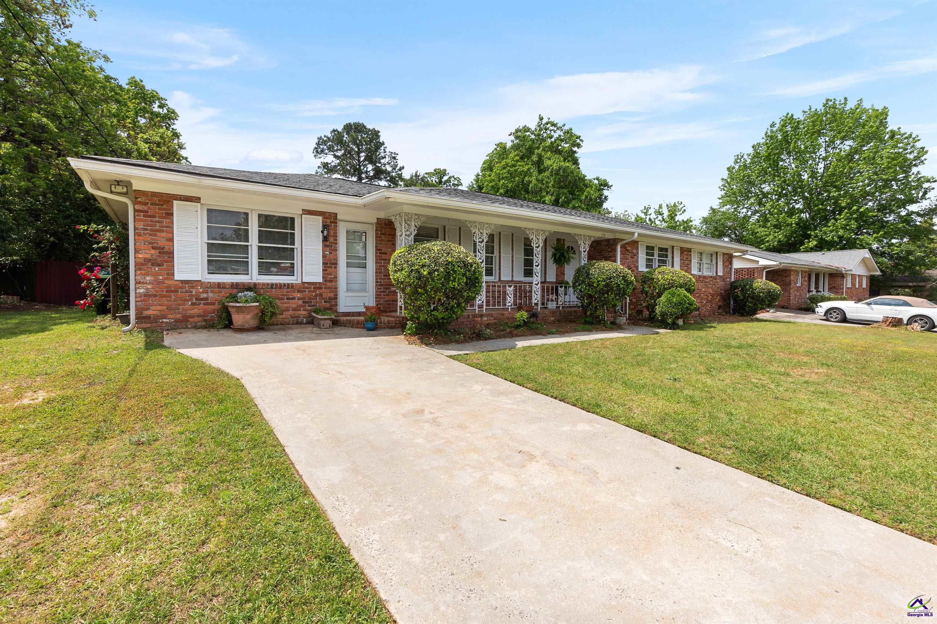 113 Chestnut Road