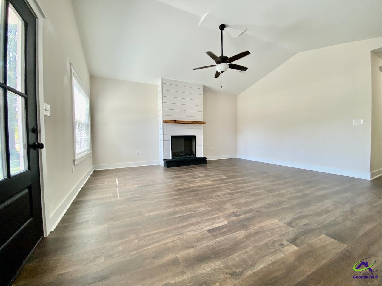 476 Walker Road