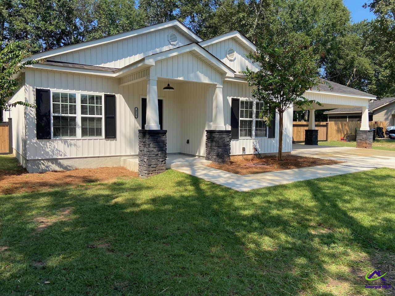 476 Walker Road