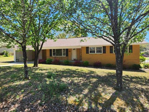 307 Fleming Drive Bonaire GA 31005